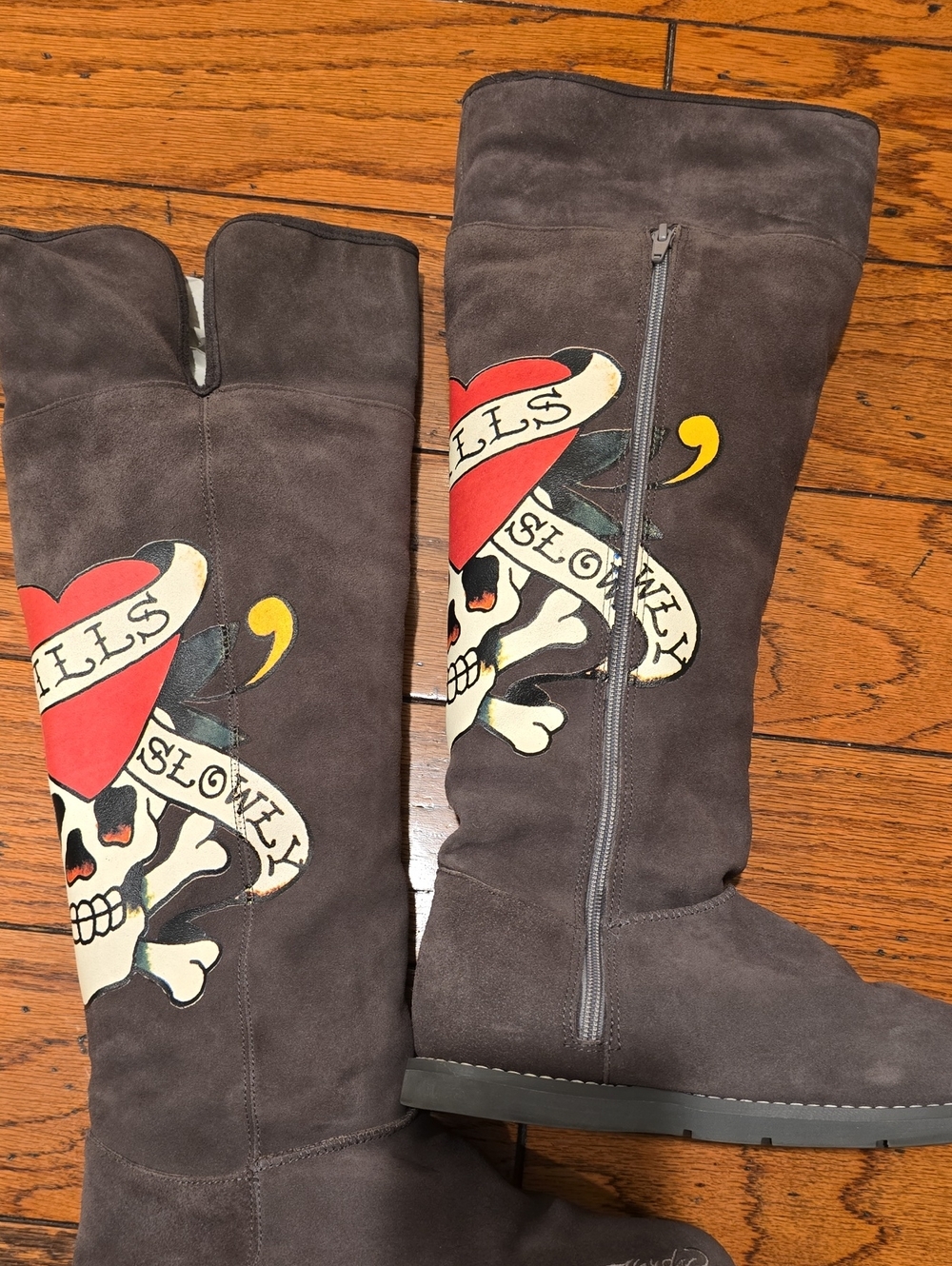 Ed Hardy Gray Suede Knee-High Boots with Heart & Skull Graphic - Picture 5 of 10